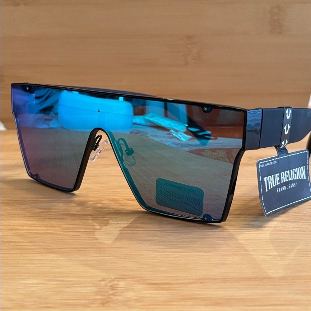 Brand New True Religion Black Shield Mirrored Aviator Sunglasses Flat Top Square